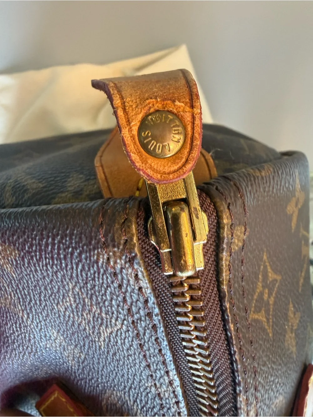 Vintage Louis Vuitton Monogram Canvas Speedy 30